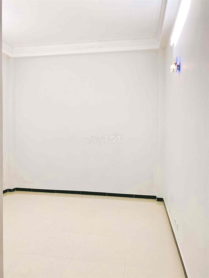🔥 CHO THUÊ NHÀ HẺM XE TẢI PHẠM VĂN HAI – 3 TẦNG – 4PN 5WC