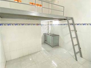An ninh sạch sẽ , rộng rãi thoáng mát , ngay đh vhiến và công thương