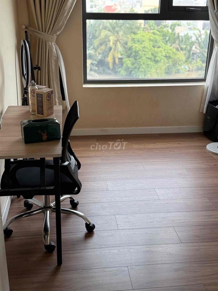cần bán căn hộ view đẹp