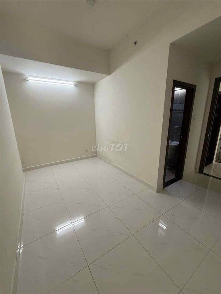 CHO THUÊ CH GREEN RIVER 2PN_2WC NỘI THẤT CƠ BẢN GIÁ 10TR _ Ở LIỀN ĐC