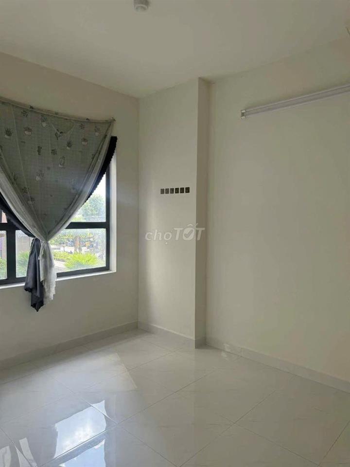 CHO THUÊ CH GREEN RIVER 2PN_2WC NỘI THẤT CƠ BẢN GIÁ 10TR _ Ở LIỀN ĐC