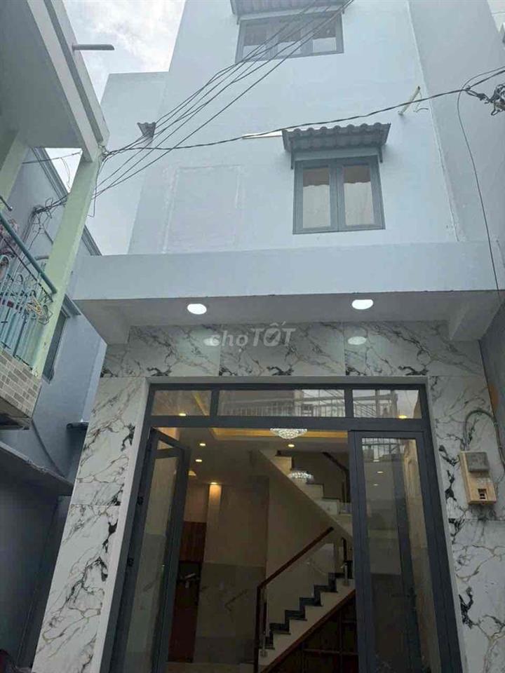 Nhà đẹp Ba Đình quận 8 nở hậu 7 mét 4 phòng ngủ giá rẽ