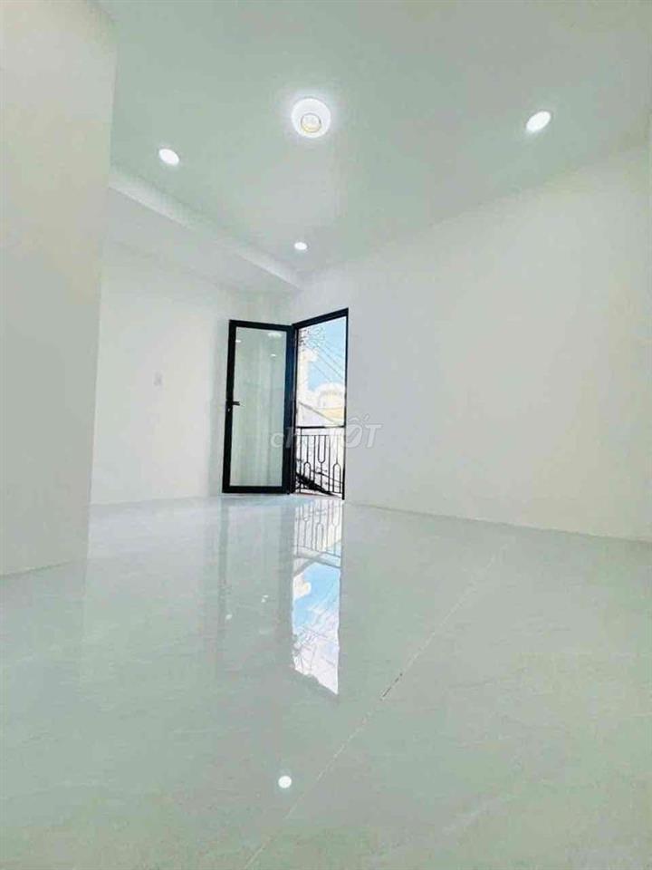 Nhà đẹp Hưng Phú quận 8 sổ hồng dọn vào ngay ngang gần 8 mét