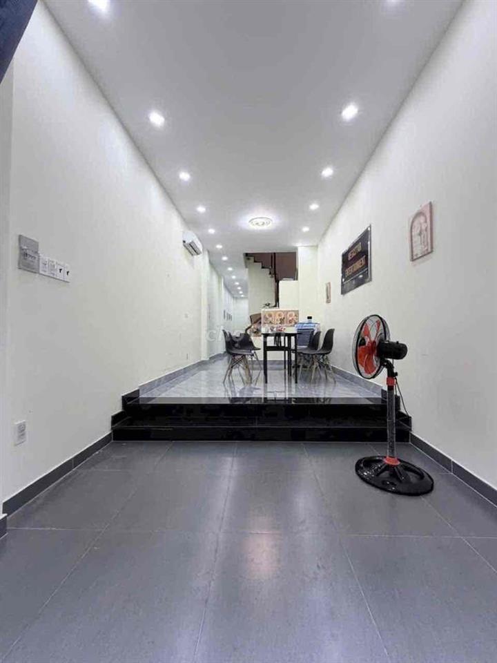 Nhà mới 4 tầng Dương Bá Trạc hẽm 5m giá rẽ