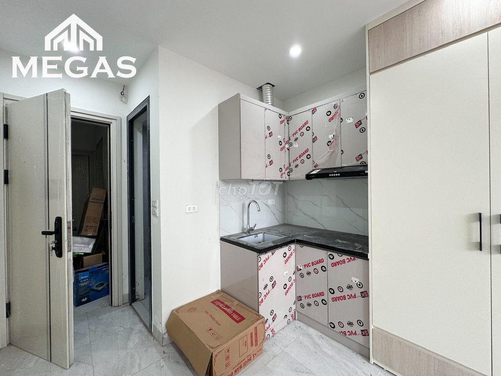 CHO THUÊ CĂN HỘ STUDIO FULL NỘI THẤT - BAN CÔNG NGAY 260 CẦU GIẤY
