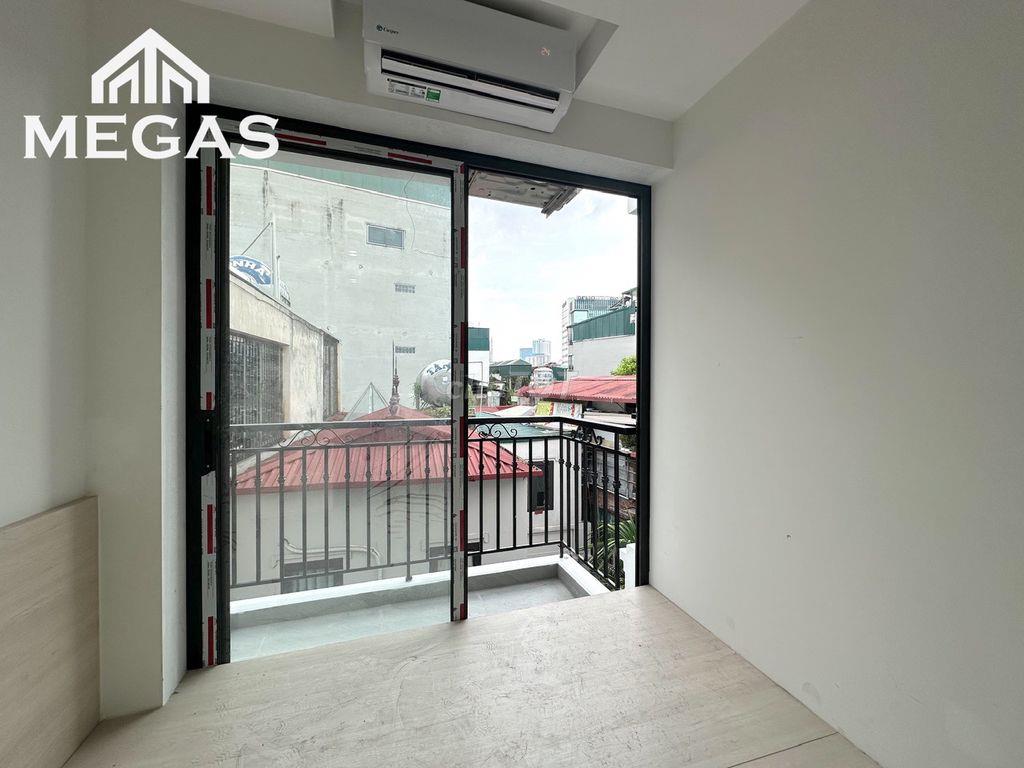 CHO THUÊ CĂN HỘ STUDIO FULL NỘI THẤT - BAN CÔNG NGAY 260 CẦU GIẤY