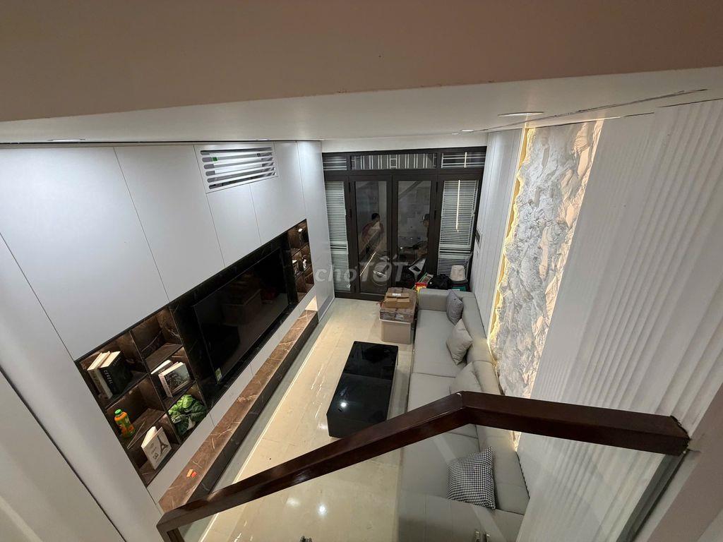 Chính chủ cần tiền bán gấp nhà 4 tầng mới đẹp 33m2