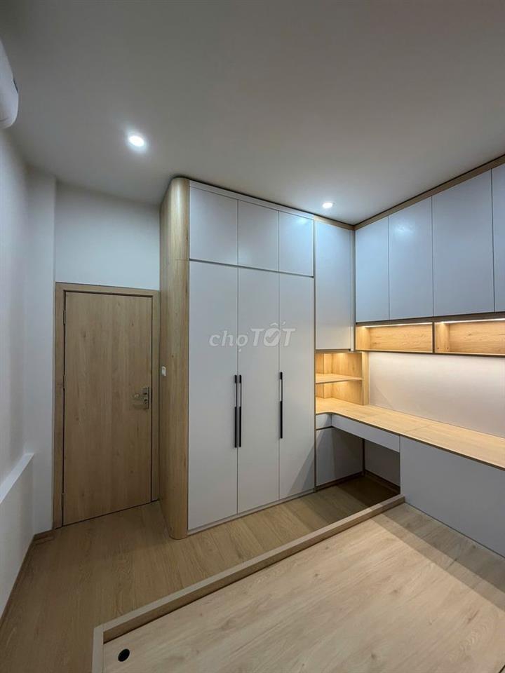 Chính chủ cần tiền bán gấp nhà 4 tầng mới đẹp 33m2