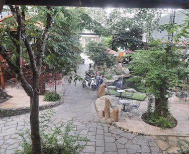 Bán góc 2MT quán cafe TTHC Phú Giáo Bình Dương 1200m2 thổ cư giá 20 tỷ