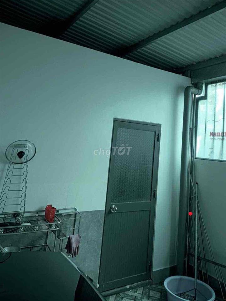 BÁN NHÀ SAU CỔNG CHỢ Ea Kao - TẶNG NỘI THẤT + Ô TÔ CON