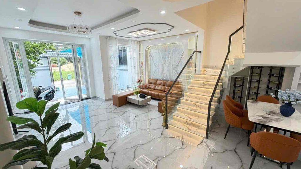 Cần bán nhà