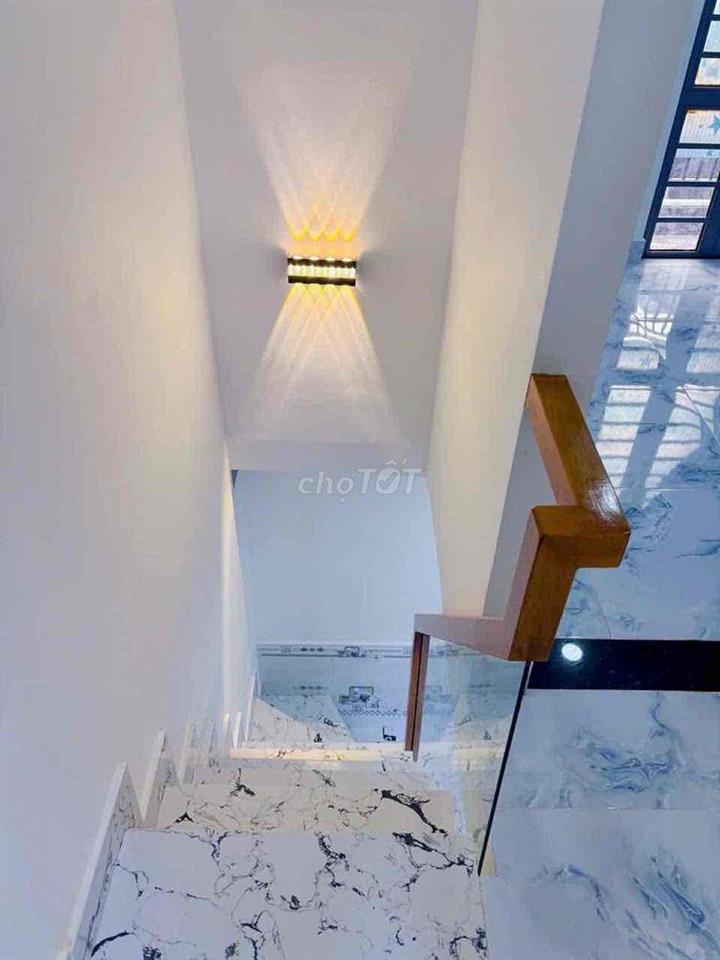 nhà 2 mặt tiền full nội thất