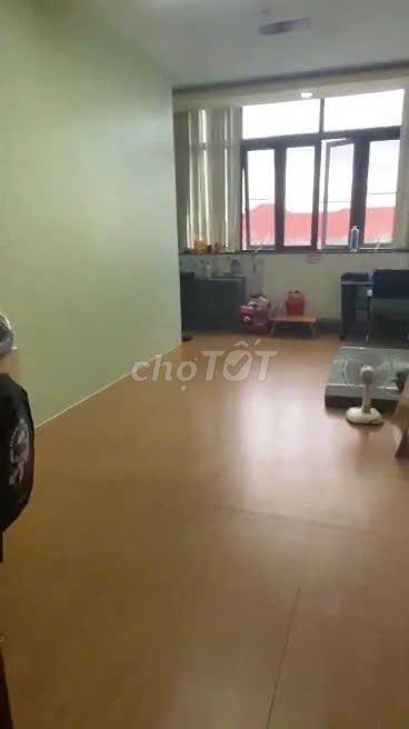 Tìm người ở ghép 15 Đường số 10, Linh Xuân, Thủ Đức