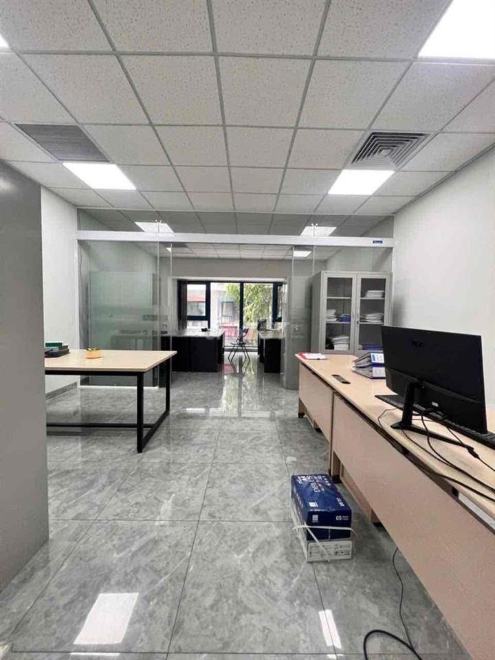 GALAXY VẠN PHÚC - Vừa ở vừa làm văn phòng -  Khu vực hiếm nhà bán