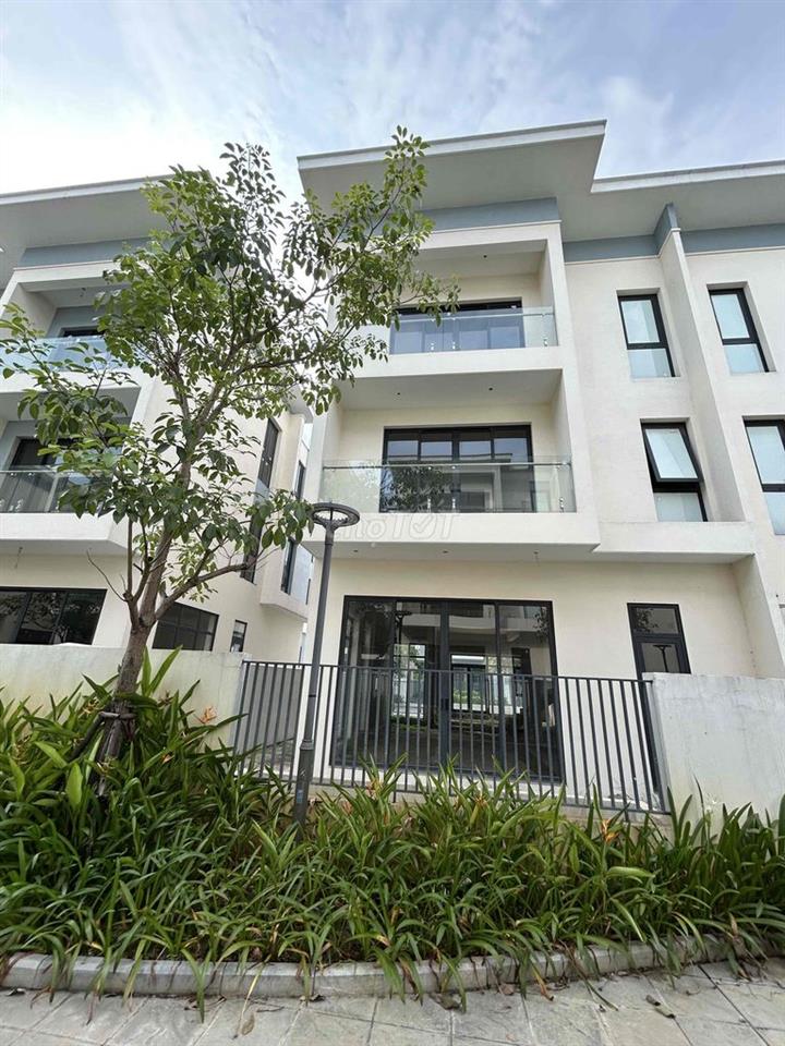 BÁN GẤP BIỆT THỰ VIP AN QUÝ VILLA - Cạnh CV Thiên Văn Học - vườn hoa