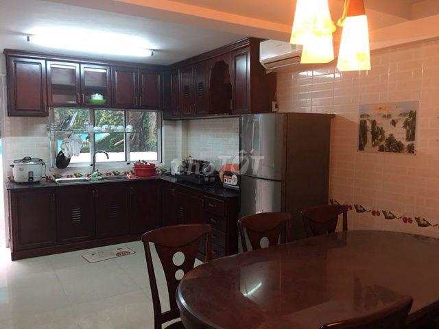Nhà đẹp, thoáng mát, gần biển, đầy đủ nội thất