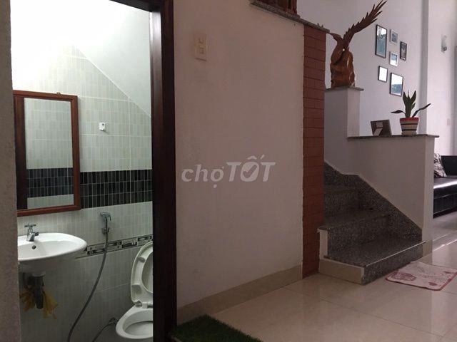 Nhà đẹp, thoáng mát, gần biển, đầy đủ nội thất