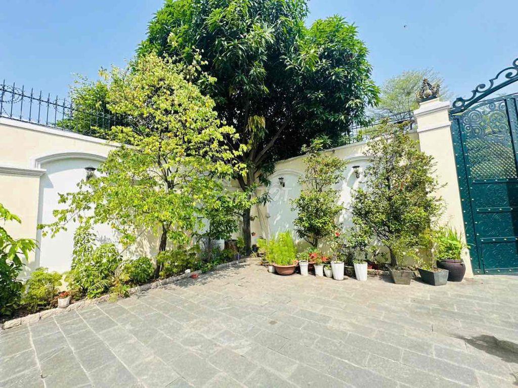 Biệt phủ khu nhà giàu ngay GiGaMall-17x30- Full thổ cư