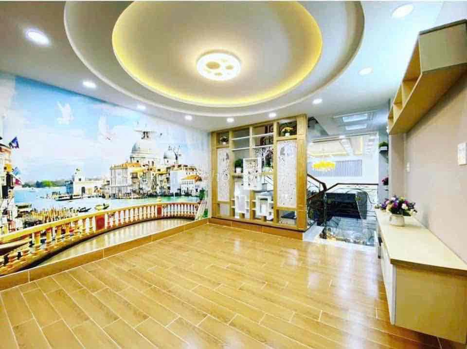 Bán gấp HXH Dương Quảng Hàm- khu VIP, dòng tiền~5-6%/năm, nhỉnh 11tỷ