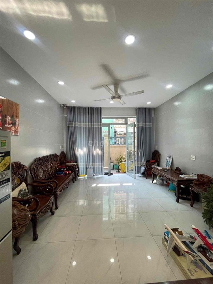 cho thuê nhà nguyên căn full nội thất cao cấp, 4,3x 14m, 2PN+ 2wc,15tr