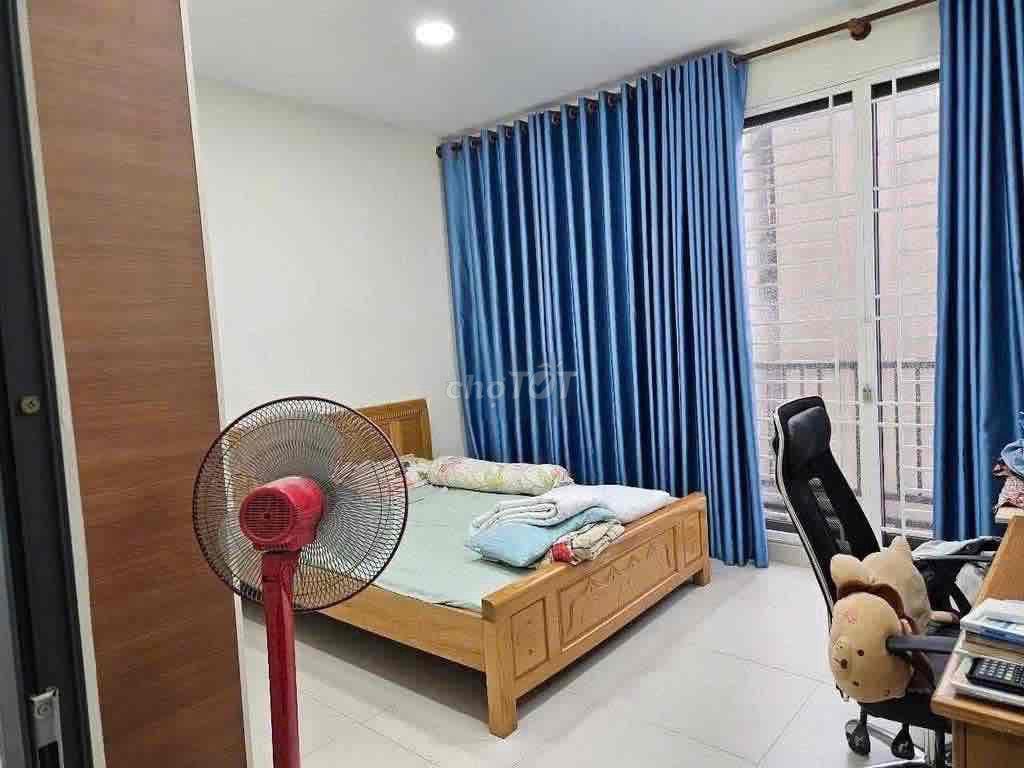 cho thuê nhà nguyên căn có nội thất, 3 tầng, 4pn/3wc, Phan Đăng Lưu