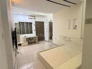 Cho thêu nhà hẻm kinh doanh Lê Văn Sỹ, 4x 20m, 1 trệt , 2pn/2wc, 15tr