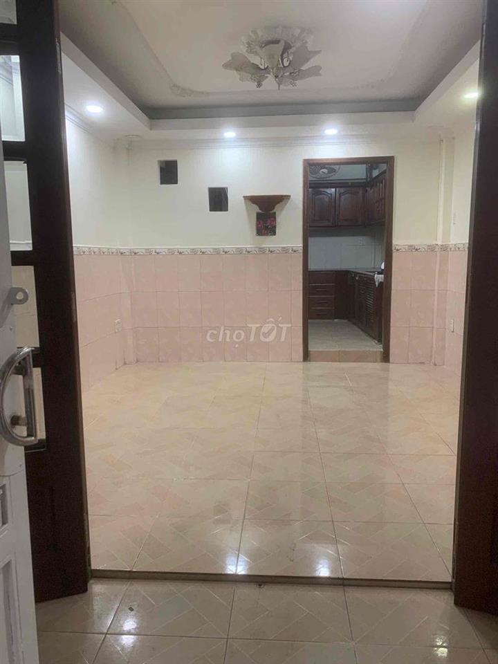 Cho thuê nhà nguyên căn Lê Văn Sỹ, 40m2, 4 lầu, 4 phòng, 3pn, giá 14tr