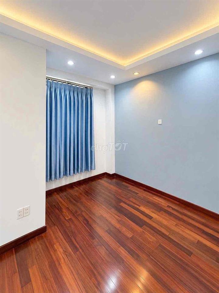Cho thuê nguyên căn nhà mới XVNT 40m2, 3 tầng, 2pn siêu rộng, giá 12tr