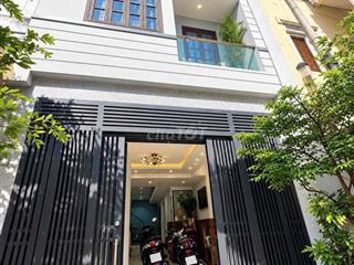 Cho thuê nguyên căn nhà mới XVNT 40m2, 3 tầng, 2pn siêu rộng, giá 12tr