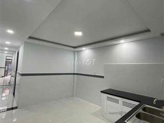 Cho thuê nhà nguyên căn hxh, 4x 20m,2 tầng, 2pn/2wc, Đ. Phan Chu Trinh