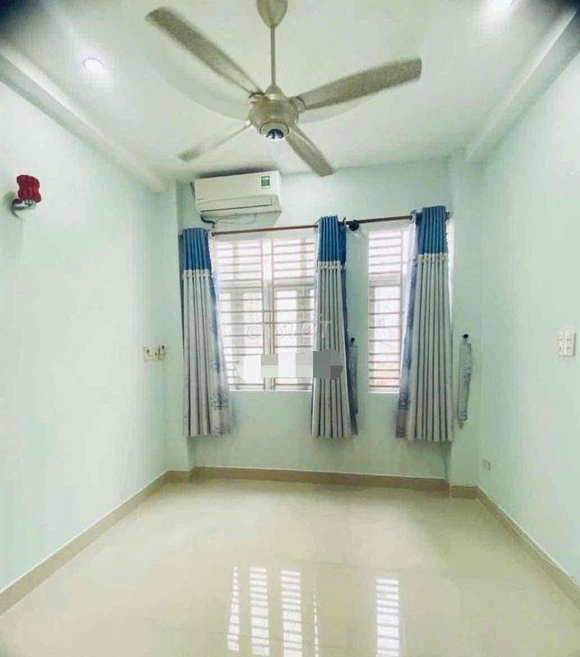 Cho thuê nhà nguyên căn sát mt Trần Kế Xương, 3.3x 8m, 3 tầng, 2pn/2wc