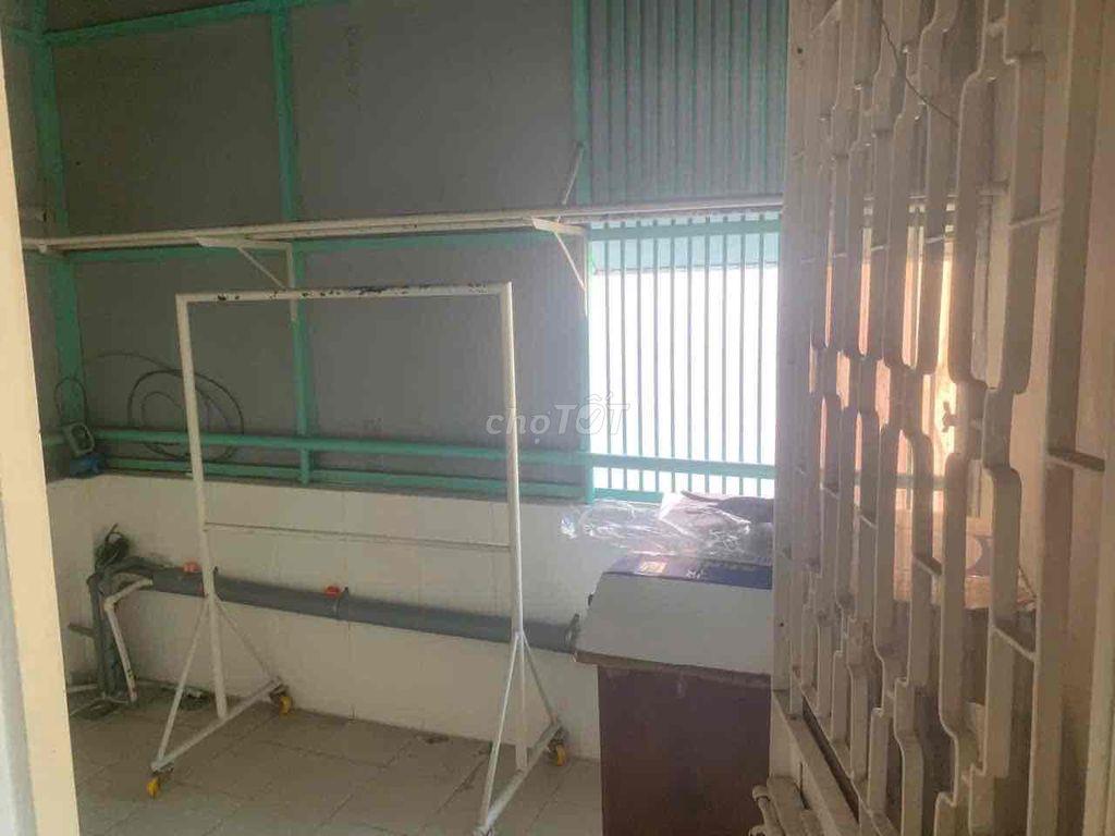 Cho thuê nhà nguyên căn 3 tầng, 3pn/2wc, 40m2, Nguyễn Thái Sơn m, GV