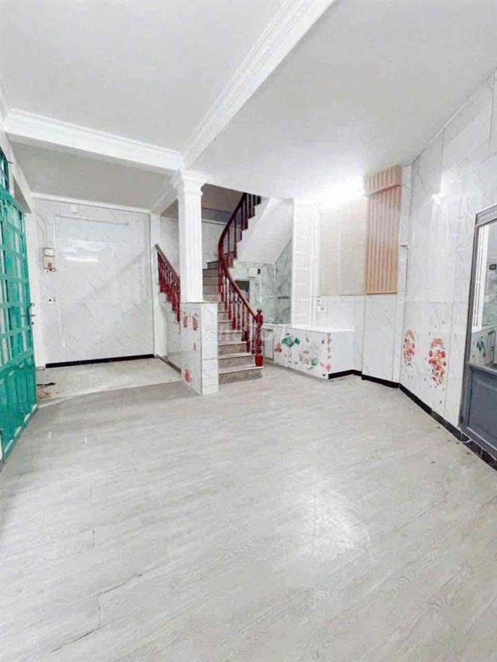 Cho thuê nhà Đoàn Thị Điểm, 3 tầng, 48m2, 4pn/3wc, ngang 6m, giá 18tr