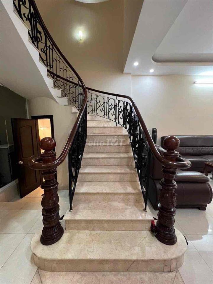 Cho thuê nhà khu VIP Nguyễn Văn Đậu, 3 tầng ST, 5x 20m, 5pn/5wc, 29tr