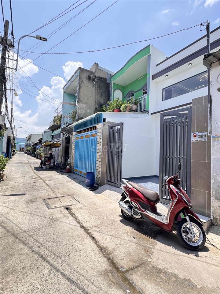 BÁN NHÀ 4M x 19M ĐÚC LỬNG 3 PN ĐƯỜNG 5M
