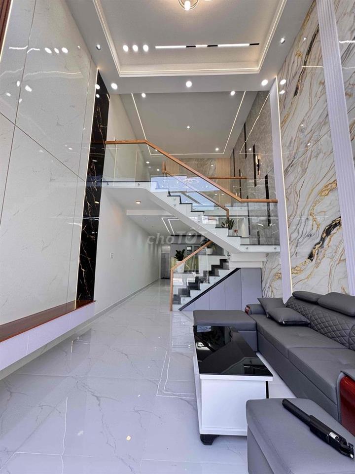 BÁN NHÀ 4M x 19M ĐÚC LỬNG 3 PN ĐƯỜNG 5M