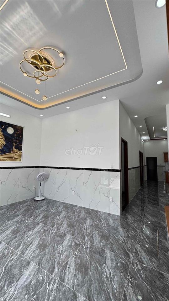 Bán Nhà 6,7 x 21 Sổ Hồng Riêng 3 PN Gần BX An Sương