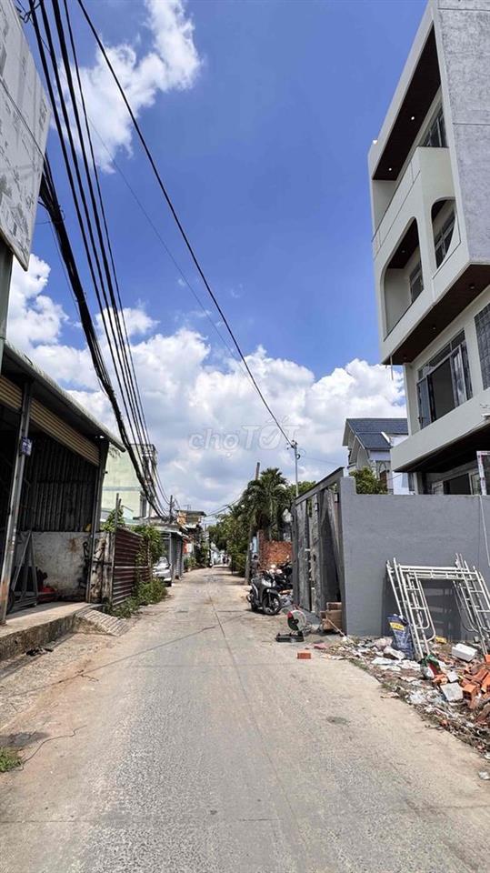 Bán Đất MT Tam Đông 19  Diện Tích 5,6m * 18m  Sổ Hồng