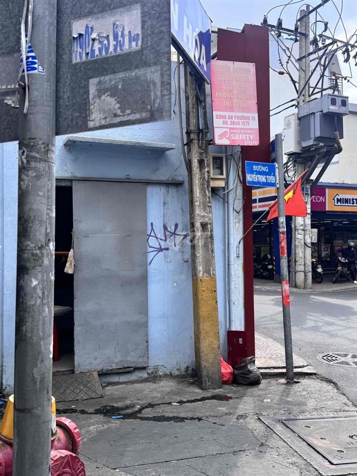 (Phú Nhuận) Cho Thuê mặt tiền kinh doanh, nhà ngay ngã 3, 2 mặt tiền.