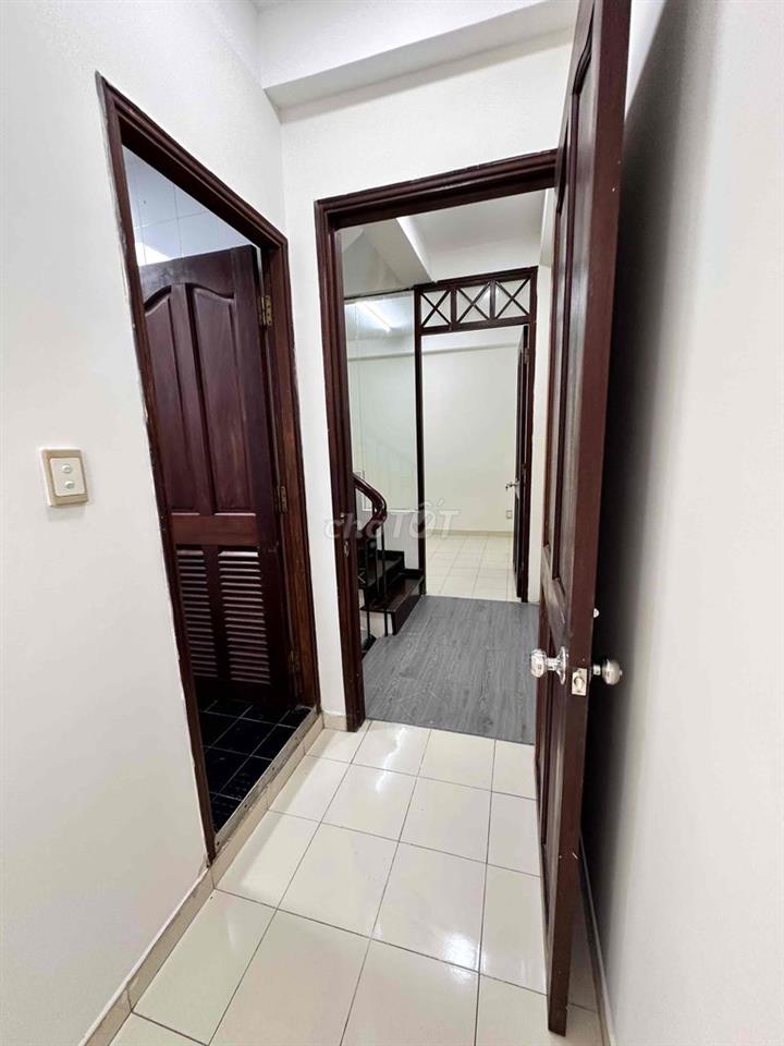 cần bán nhà hẻm nguyên căn