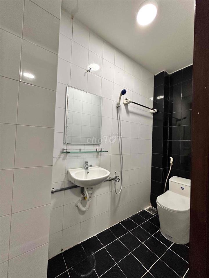 cần bán nhà hẻm nguyên căn