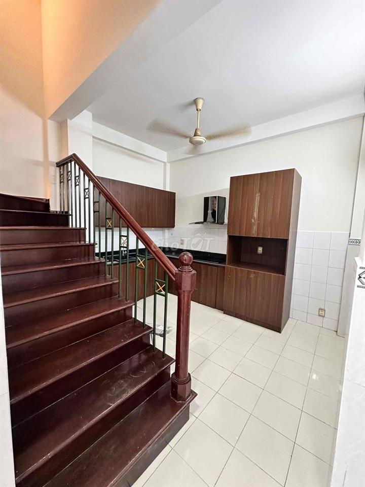 cần bán nhà hẻm nguyên căn