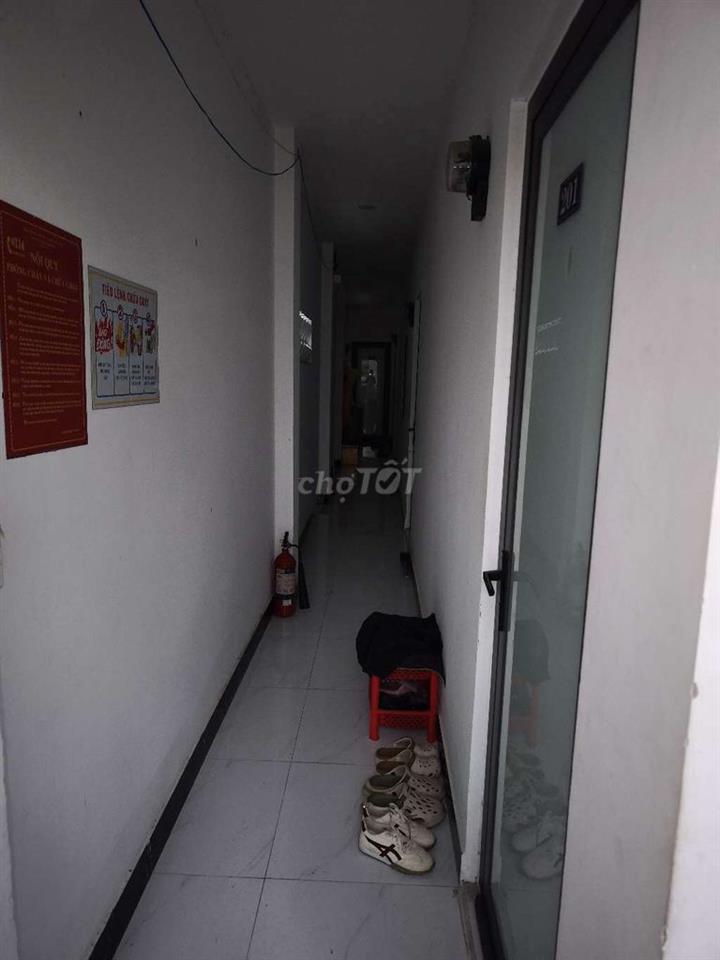 Phòng cho thuê Q4 gần chợ 200
