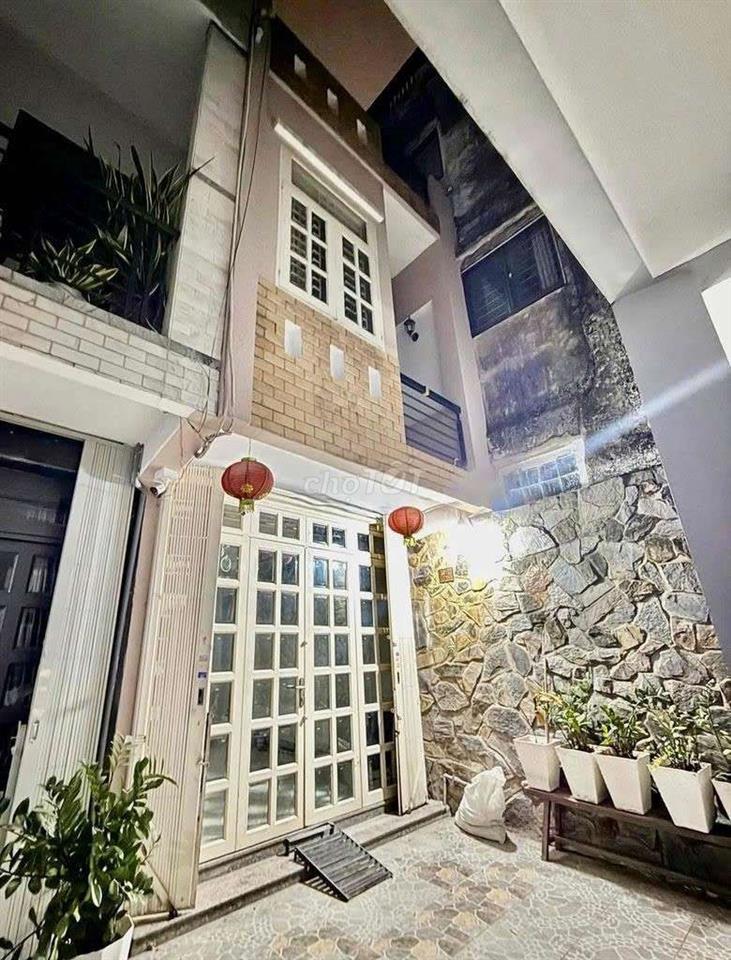 cho thuê nhà Đỗ Tấn Phong 4PN, 2WC giá 15tr