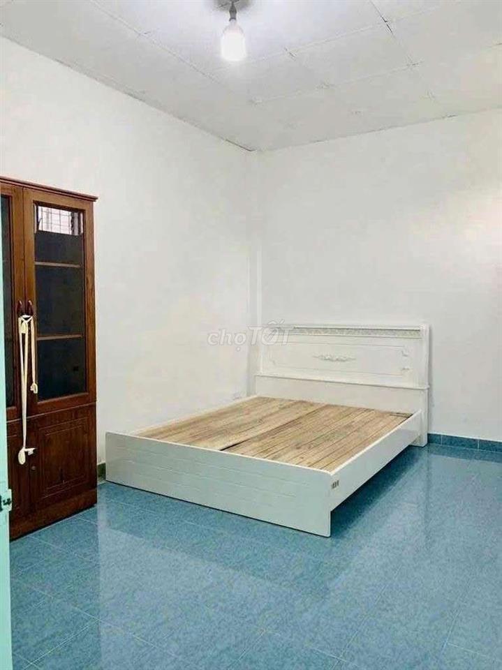 cho thuê nhà Đỗ Tấn Phong 4PN, 2WC giá 15tr