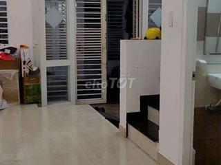 cho thuê nhà Lê Văn Sỹ 3PN, 3WC giá 16tr