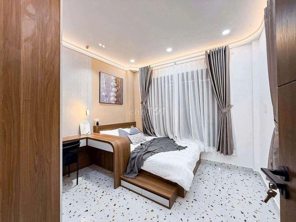 cho thuê nhà Trần Huy Liệu 5PN, 3WC giá 20tr
