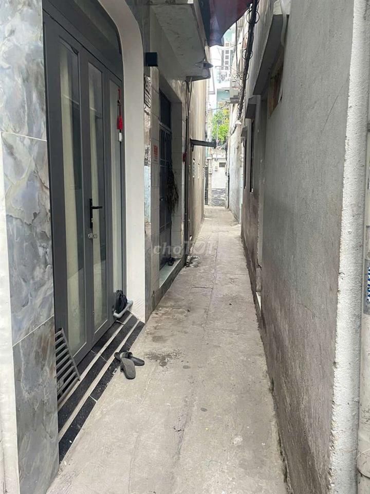 cho thuê nhà Nguyễn Thượng Hiền 2PN giá 10tr