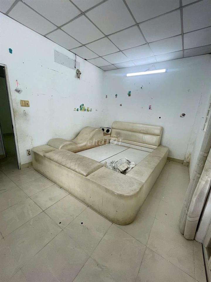 cho thuê nhà Nguyễn Thượng Hiền 2PN giá 10tr
