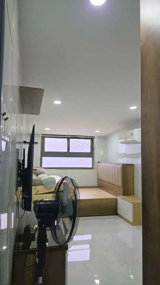 cho thuê nhà Nguyễn T Minh Khai 2PN, 3WC giá 11tr